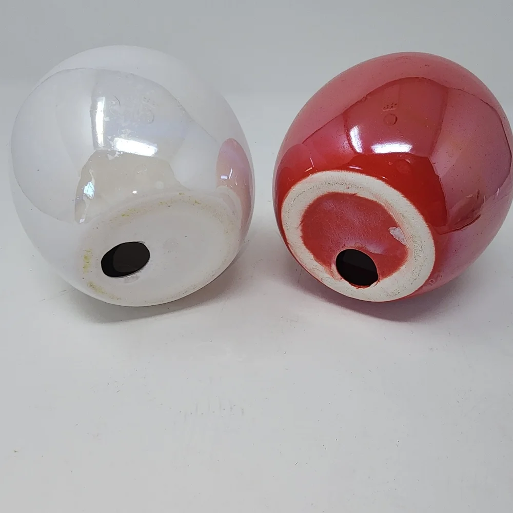 Porcelain‎ irridescent apples
